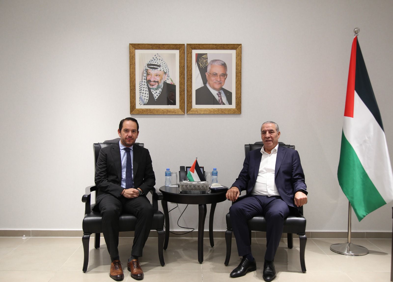 جانب من اللقاء 